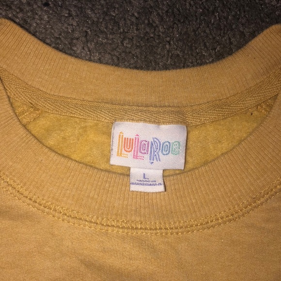 LuLaRoe short sleeve sweatshirt - Picture 5 of 6